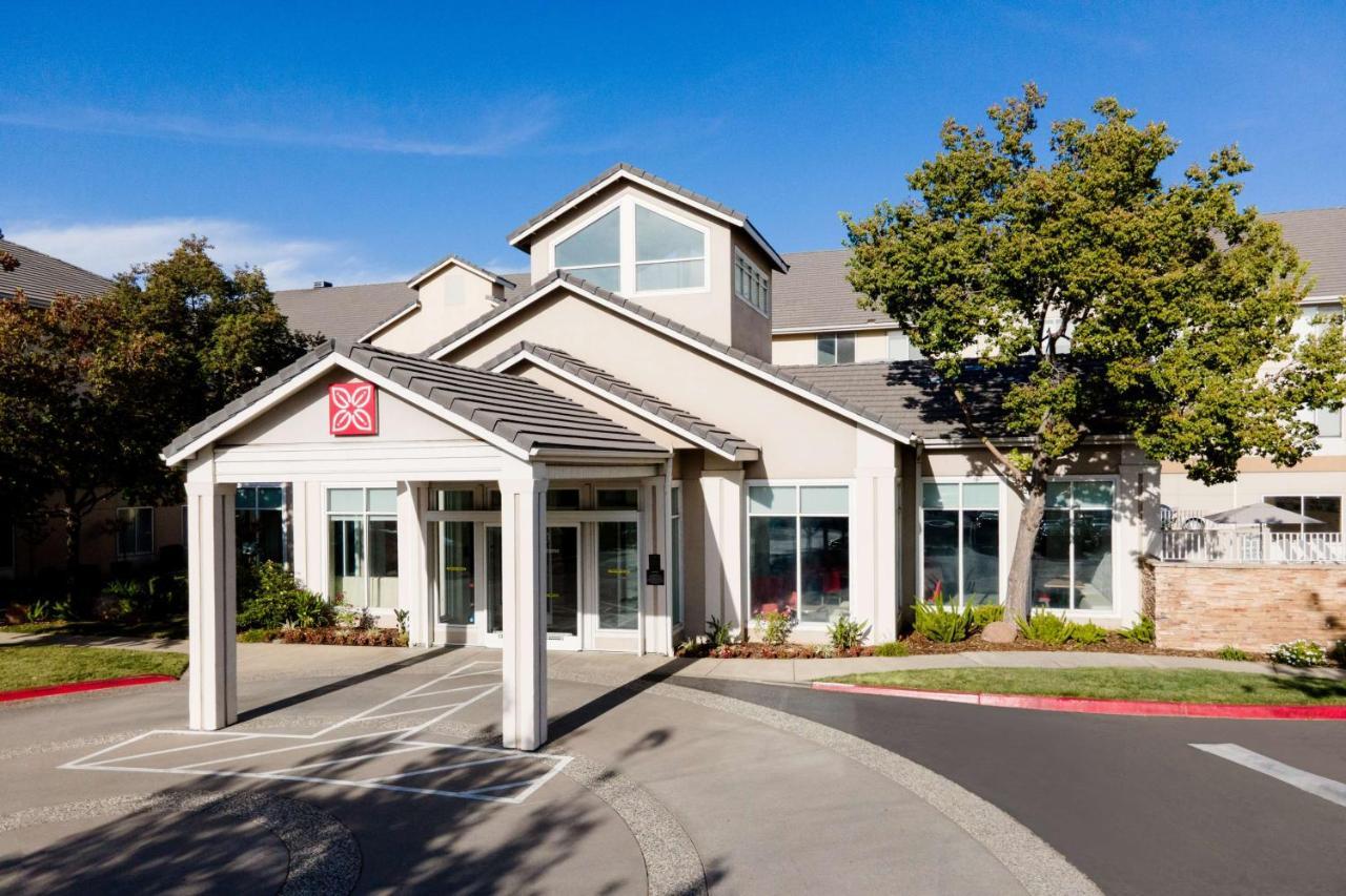 Hilton Garden Inn Roseville Luaran gambar