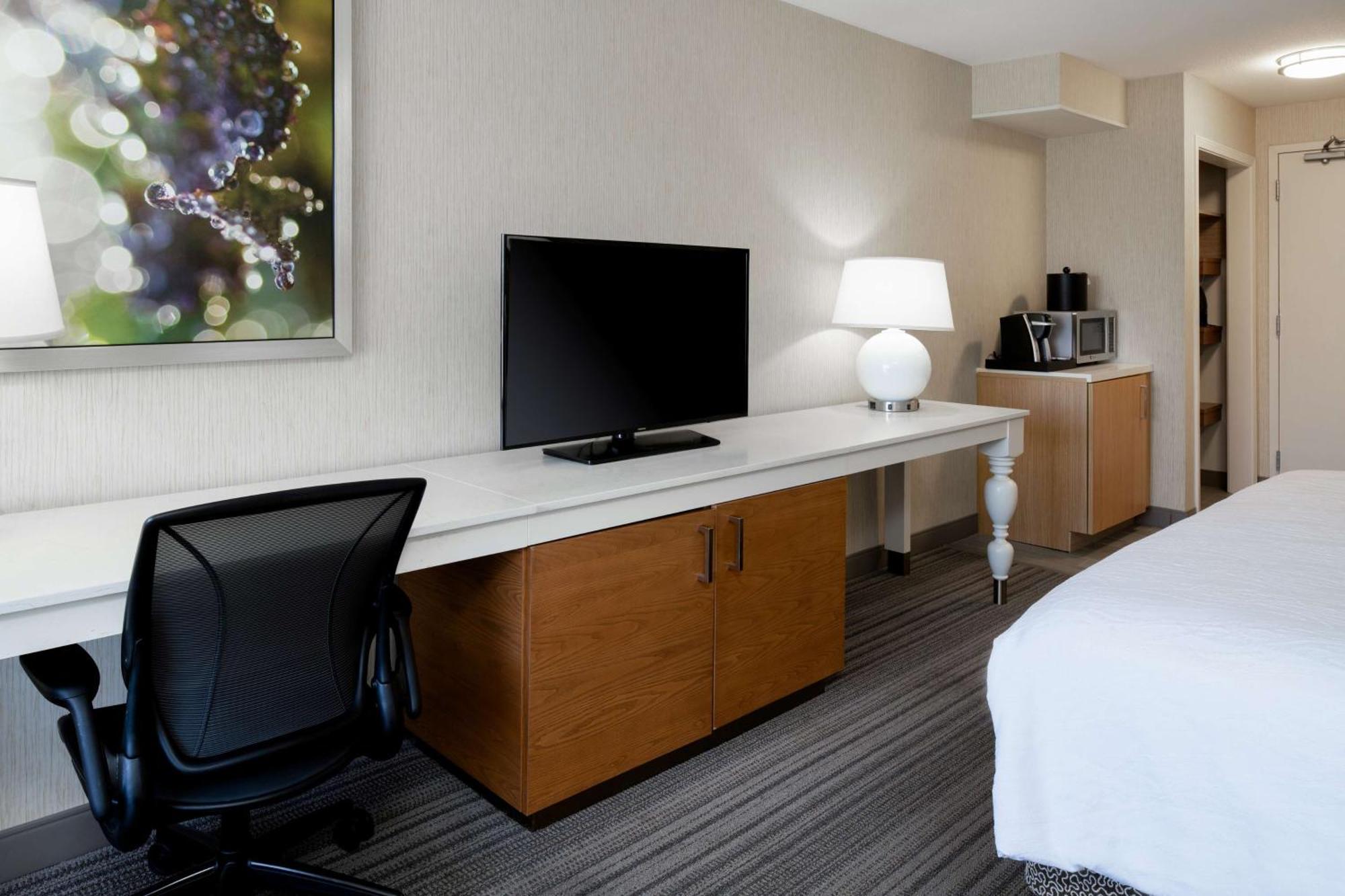 Hilton Garden Inn Roseville Luaran gambar