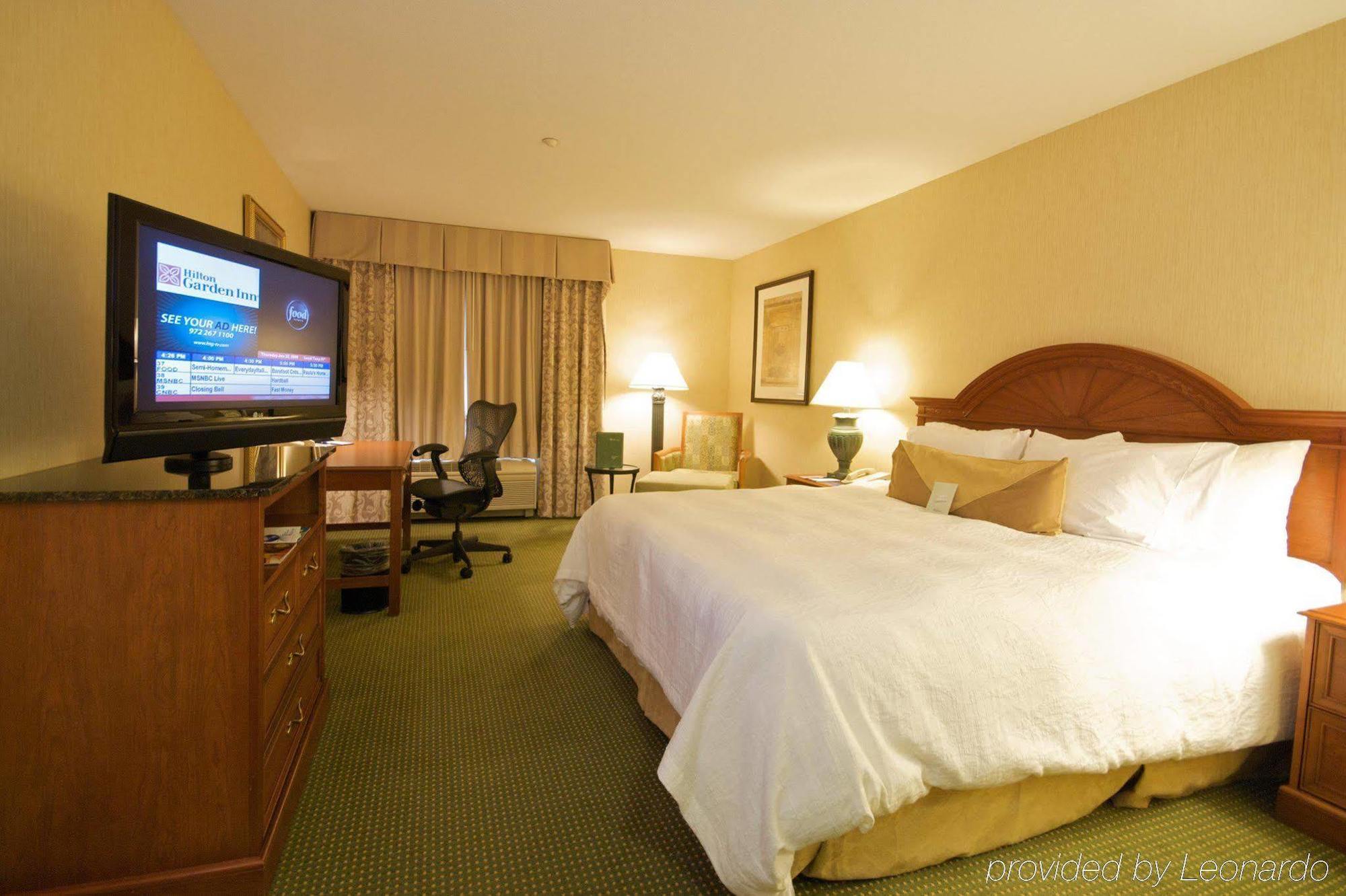 Hilton Garden Inn Roseville Bilik gambar